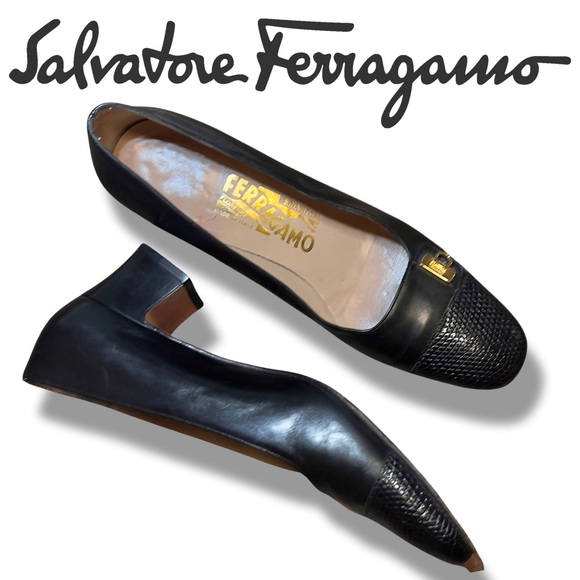 Vintage SALVATORE FERRAGAMO Square-Toe‎ Black Leather Heels - Picture 13 of 15